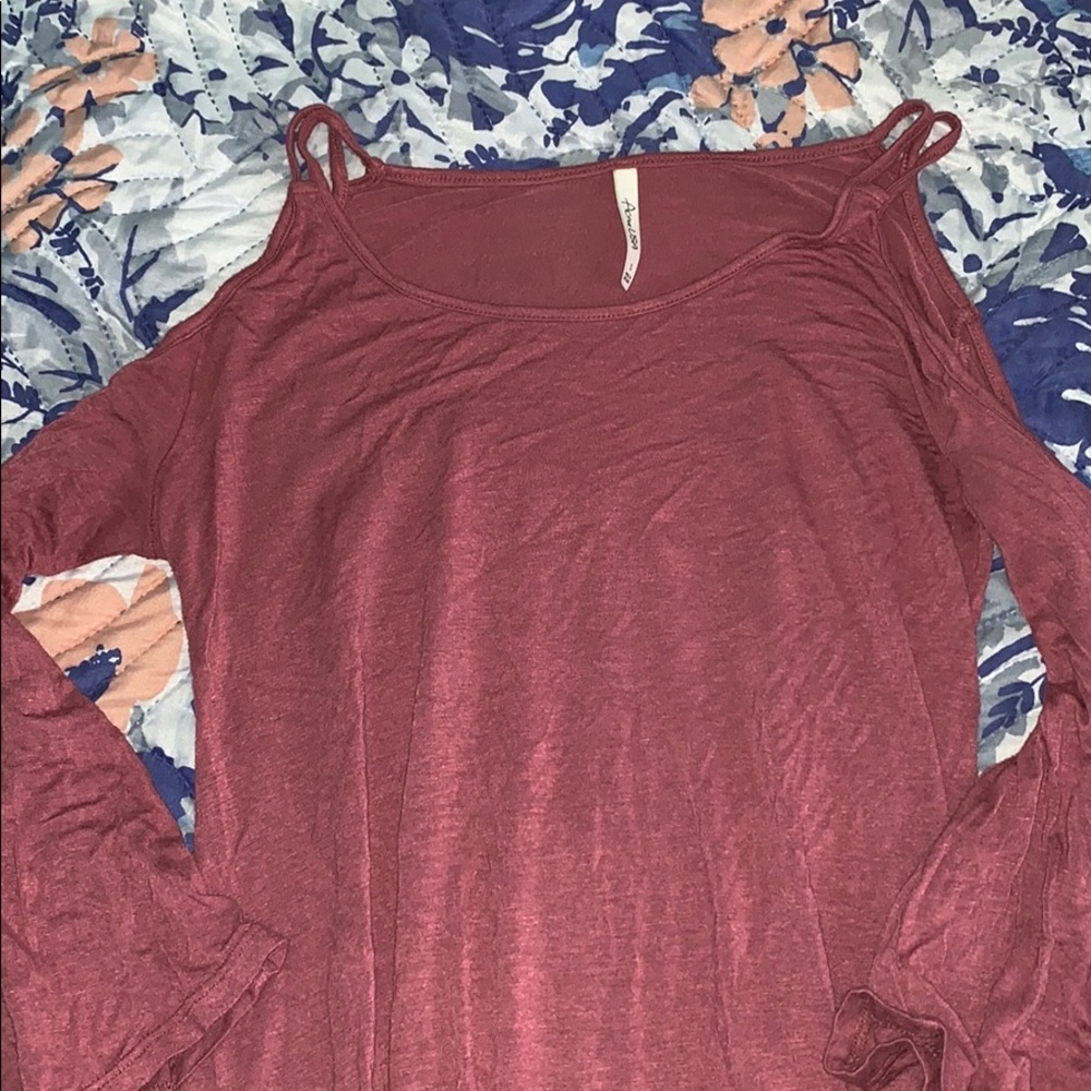 Cold shoulder long sleeve